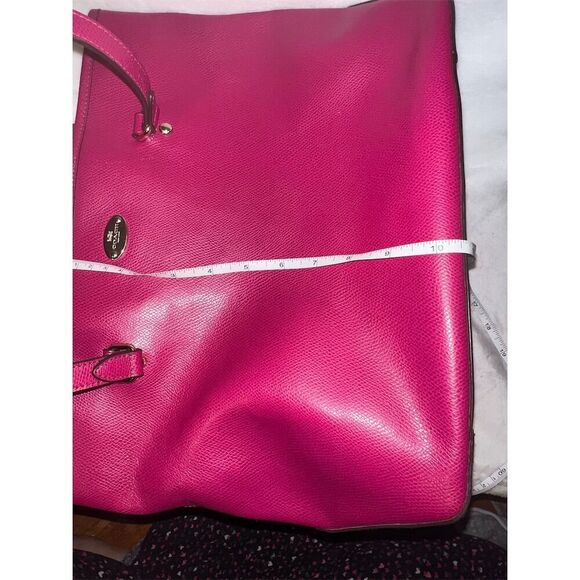 Coach Women's Raspberry Pebbled Leather Tote Bag Large Gold Hardware - Picture 15 of 16